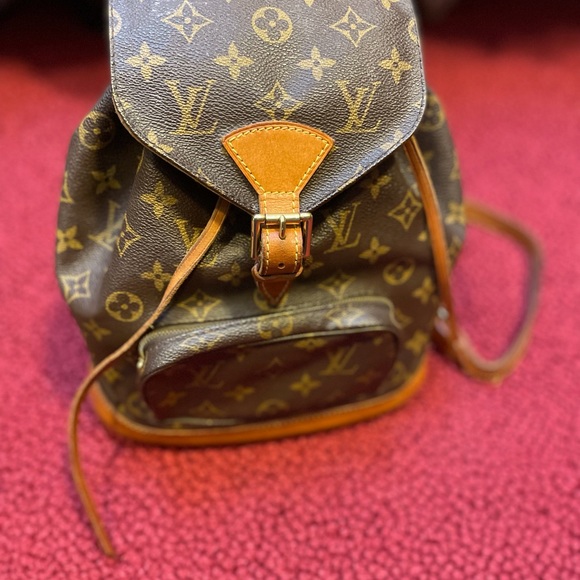 Louis Vuitton, Bags, Louis Vuitton